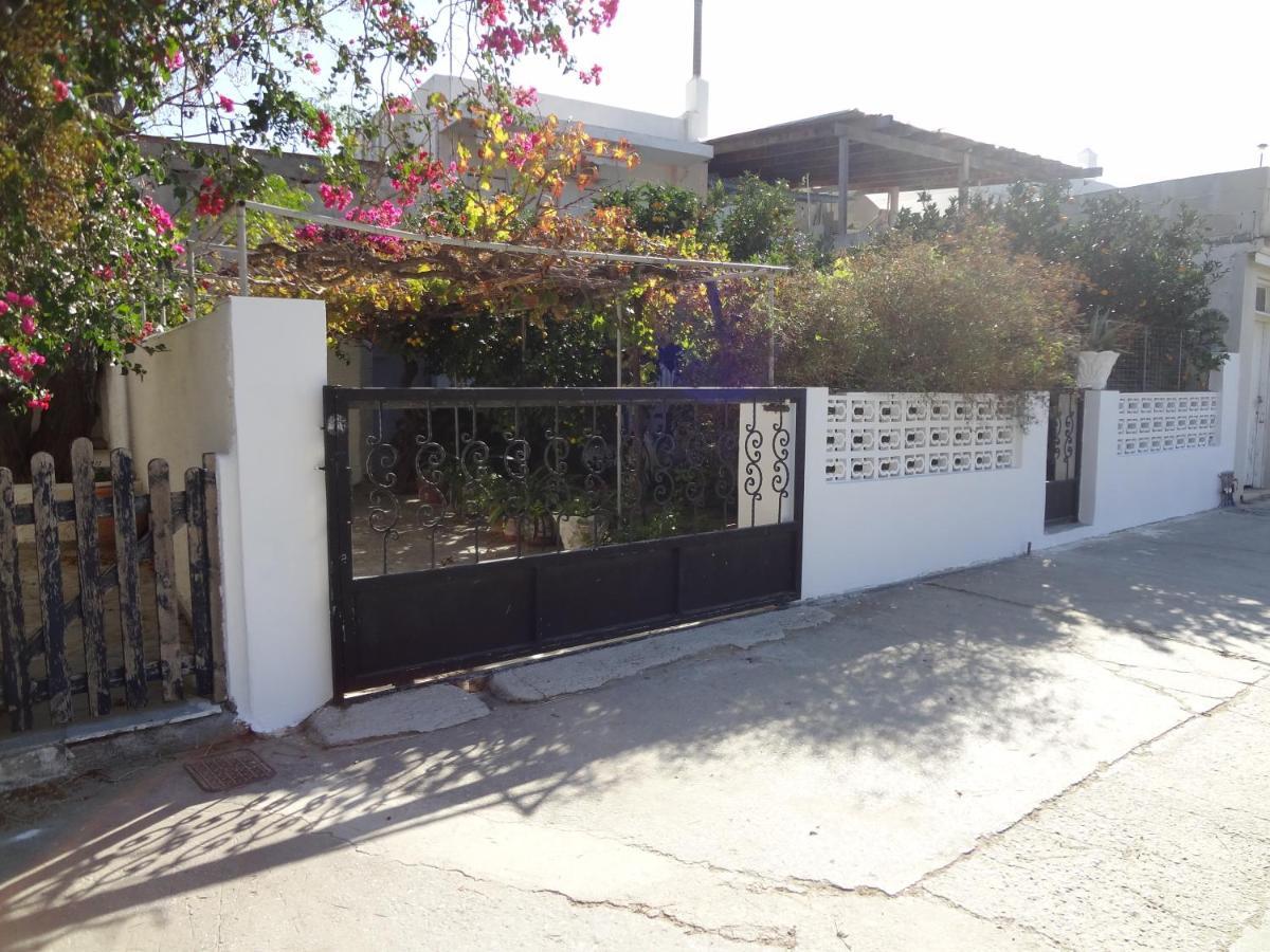 Вилла Cozy Citrus Garden House By The Seaside. Chones Экстерьер фото